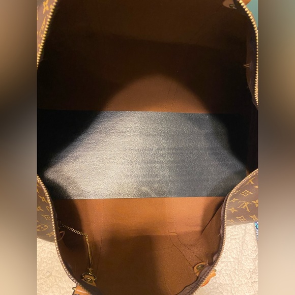 Louis Vuitton Monogram Keepall 50 Duffle - Picture 6 of 11